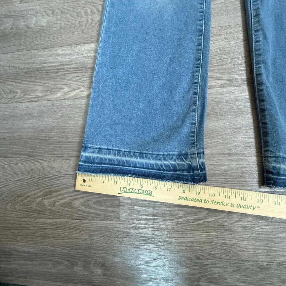 Nanette Lepore Jolie Super High Rise Flare Jeans Medium Blue Raw Hem Size 12 NEW